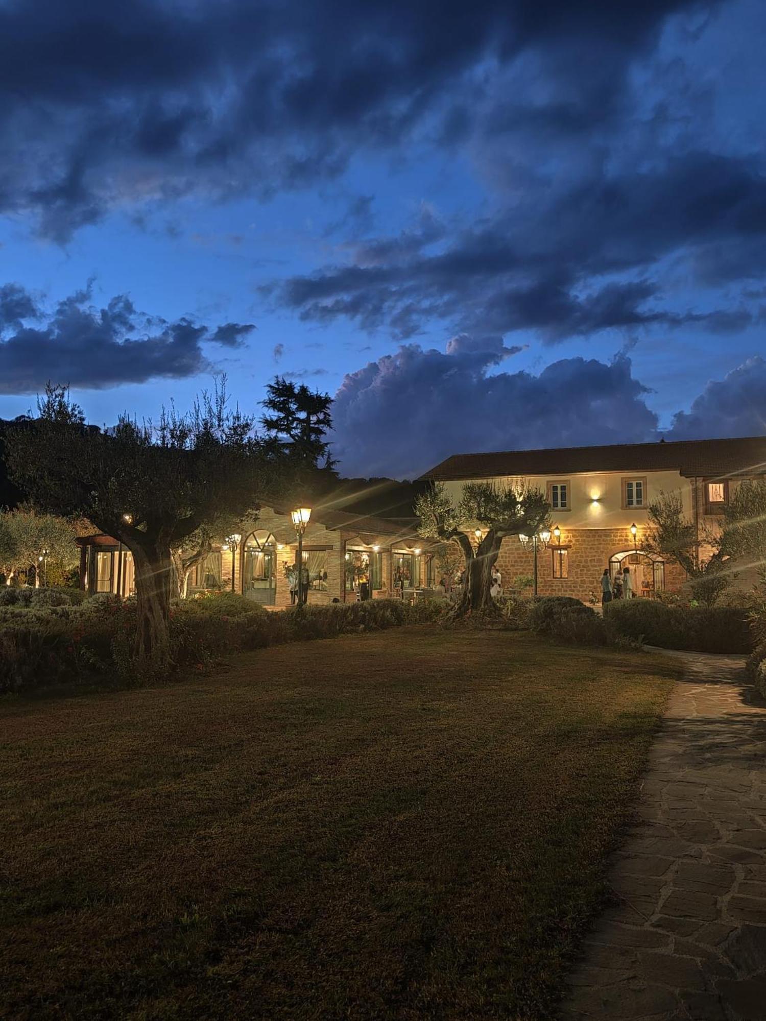 Borgo Sante Country House Ponte Valleceppi Exterior photo
